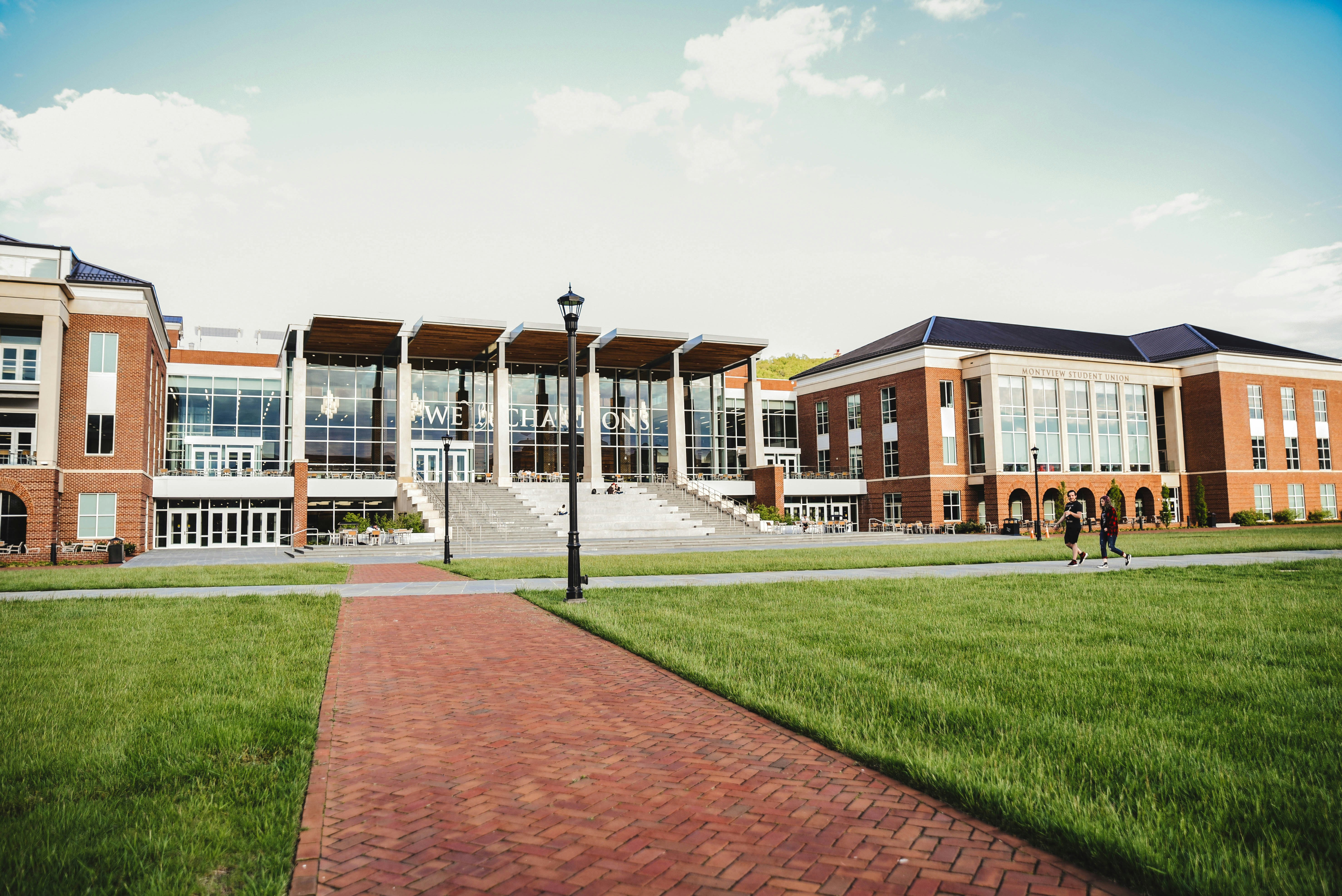Holy Cross School South (Preschool, Kindergarten, Grade One) gallery image